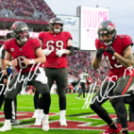 b-PIN-Mike-Evans-auto-poster-enddance.webp