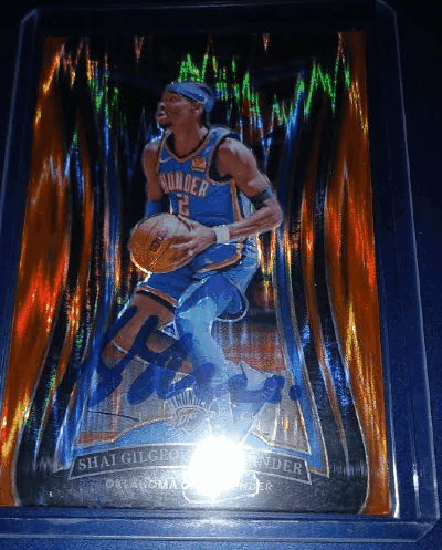 Shai Gilgeous-Alexander-Autographed-Trading Card