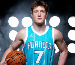 Kon Knueppel Hornets