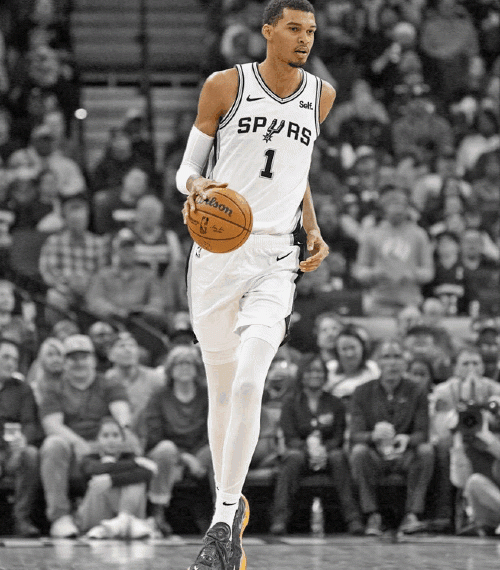 VICTOR WEMBANYAMA-Glossy 8x10-Photo-Spotlight-Print-bttn450x